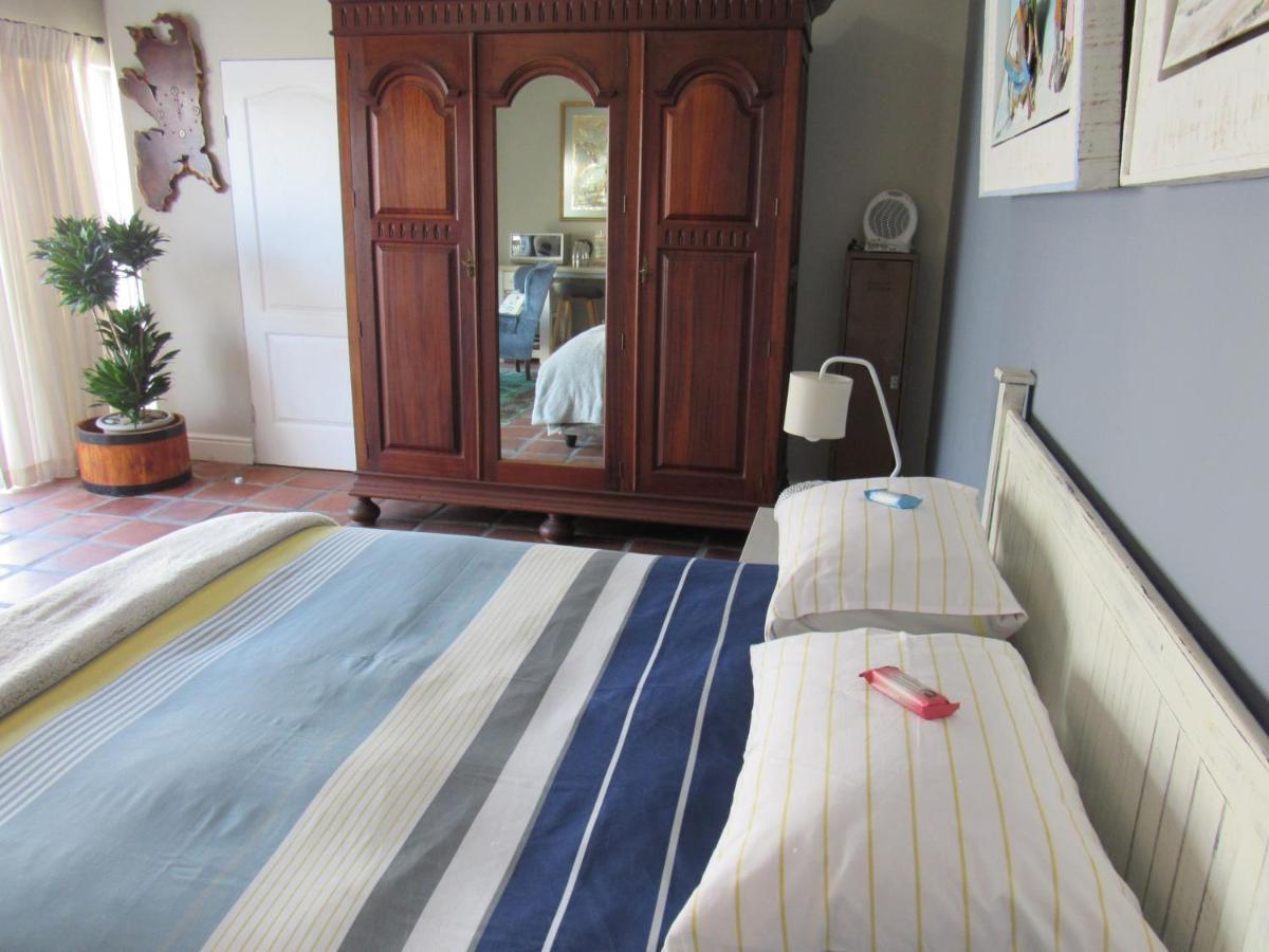 Omega Suite Gansbaai Ngoại thất bức ảnh